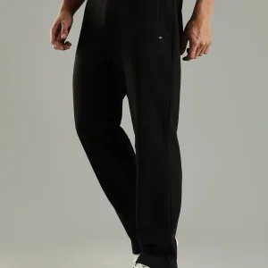 Tommy Hilfiger Straight Fit Solid Mid Rise Trackpant