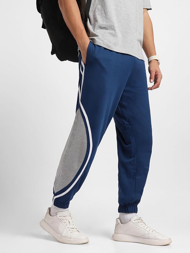NOBERO Men's Relaxed Fit Mid Rise Jackson Oversized Joggers - Image 2