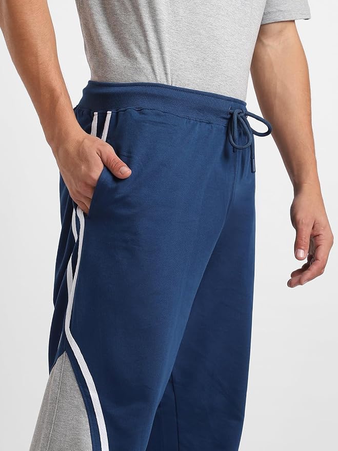 NOBERO Men's Relaxed Fit Mid Rise Jackson Oversized Joggers - Image 7